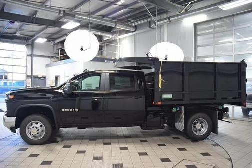 2025 Chevrolet Silverado 3500 WT
