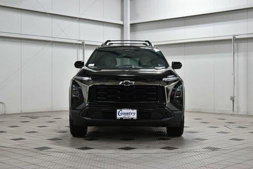 Mosaic Black Metallic 2026 Chevrolet Equinox FWD ACTIV