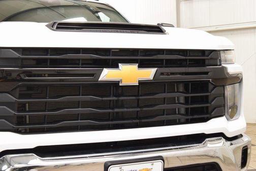 2026 Chevrolet Silverado 3500 WT