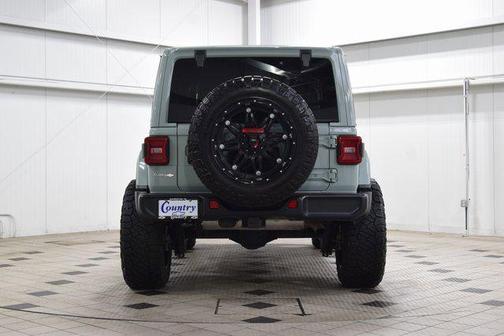 2024 Jeep Wrangler 4-Door Sahara 4x4