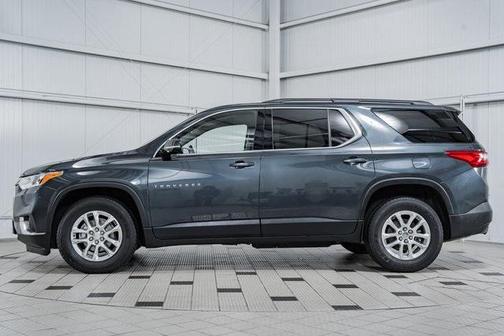 Photo 4 of 52 of 2019 Chevrolet Traverse LT Cloth