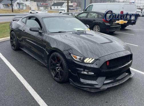 2017 Ford Shelby GT350 Base