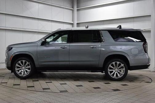 Sterling Gray Metallic 2026 Chevrolet Suburban Premier