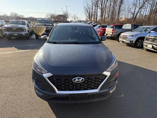 2021 Hyundai TUCSON SE