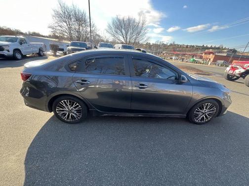 2022 Kia Forte GT-Line