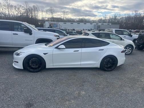 2021 Tesla Model S Plaid