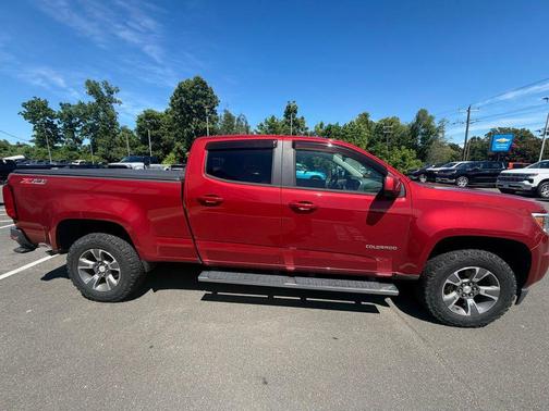 Red Rock Metallic 2015 Chevrolet Colorado Z71