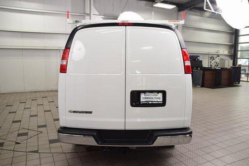 2025 Chevrolet Express 2500 RWD 2500 Regular Wheelbase WT
