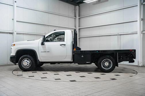 Summit White 2025 Chevrolet Silverado 3500 WT