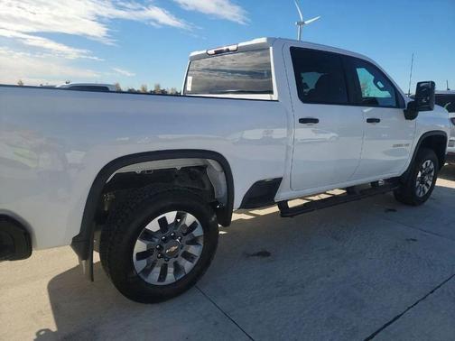 2025 Chevrolet Silverado 2500 Custom