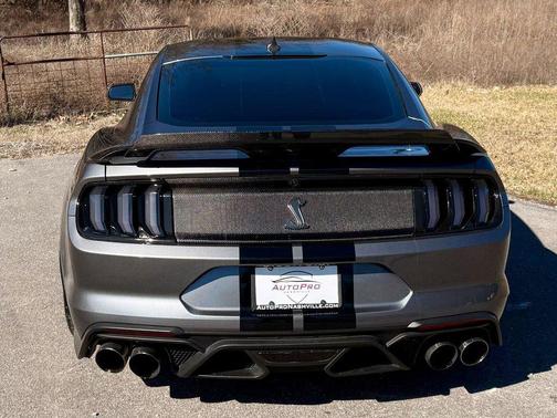 2021 Ford Shelby GT500 Base