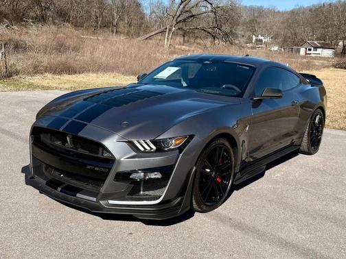2021 Ford Shelby GT500 Base