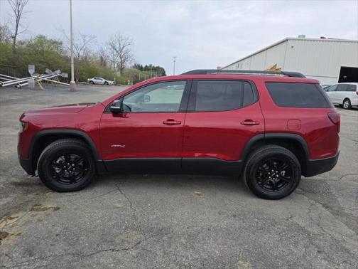 2022 GMC Acadia AWD AT4