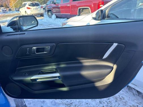 2022 Ford Shelby GT500 Base