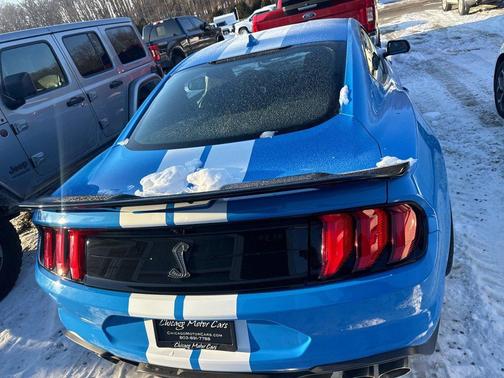 2022 Ford Shelby GT500 Base