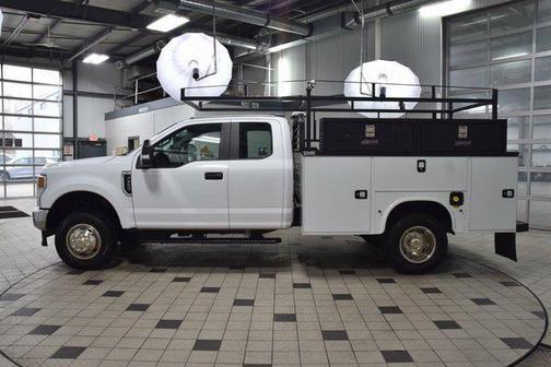 2022 Ford F-350 XL