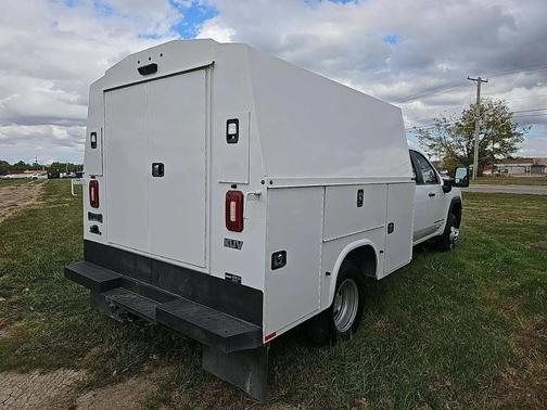 2024 GMC Sierra 3500 Base