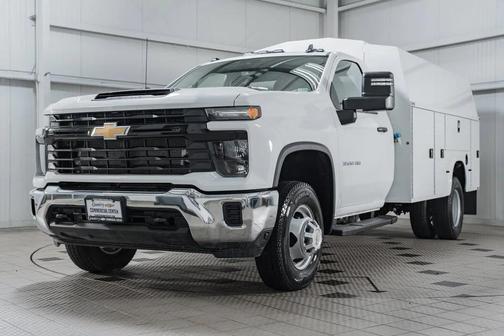 2025 Chevrolet Silverado 3500 WT