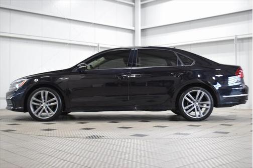 2018 Volkswagen Passat 2.0T R-Line