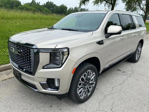 2023 GMC Yukon XL Denali Ultimate