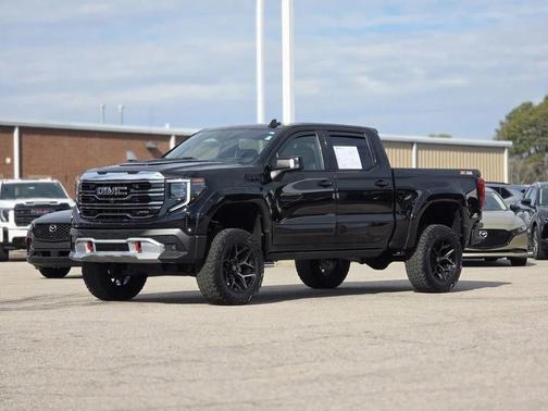 2023 GMC Sierra 1500 AT4