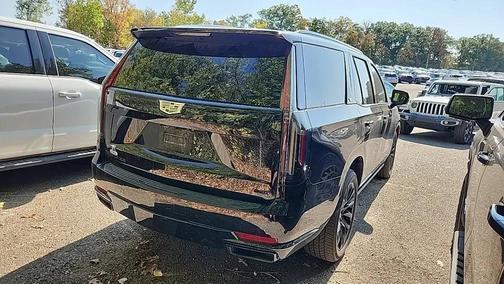 2023 Cadillac Escalade Sport Platinum