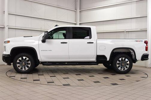 2026 Chevrolet Silverado 2500 Custom
