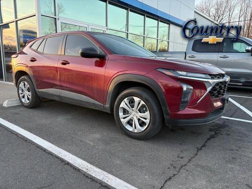 2024 Chevrolet Trax LS