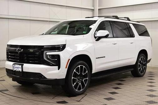 2025 Chevrolet Suburban RST