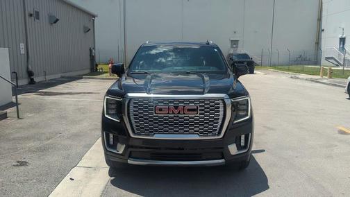 Onyx Black 2024 GMC Yukon XL Denali