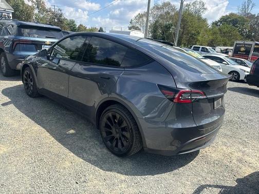 2021 Tesla Model Y Long Range Dual Motor All-Wheel Drive