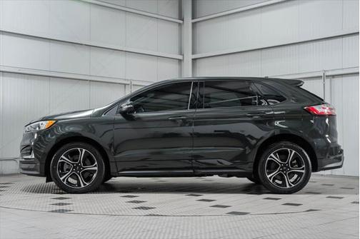 2022 Ford Edge ST