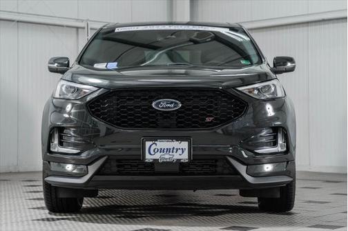 2022 Ford Edge ST