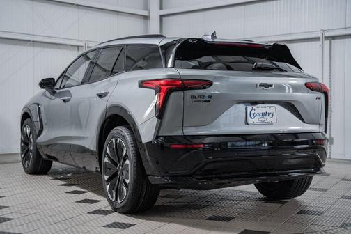 Sterling Gray Metallic 2025 Chevrolet Blazer EV RWD RS