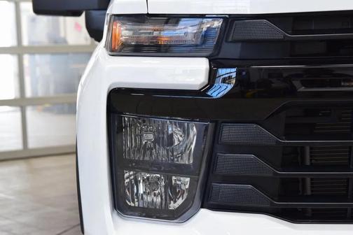 2026 Chevrolet Silverado 3500 WT