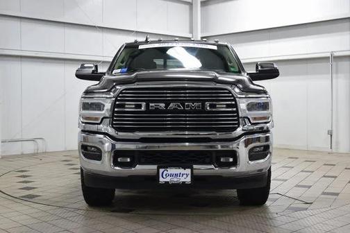 2022 RAM 3500 Laramie Crew Cab 4x4 8' Box