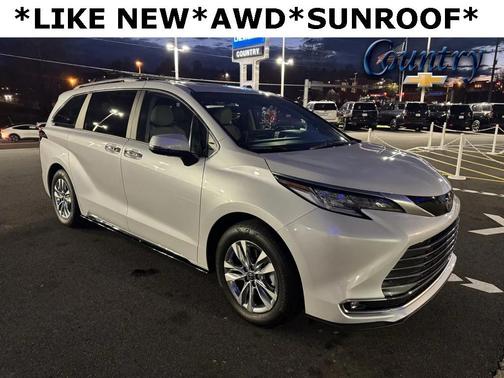 2025 Toyota Sienna Limited