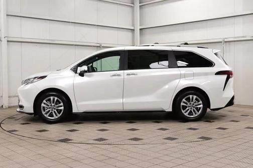 2025 Toyota Sienna Limited