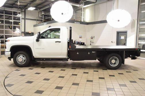 2025 Chevrolet Silverado 3500 WT