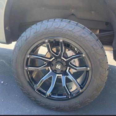 Sterling Gray Metallic 2023 Chevrolet Silverado 1500 RST