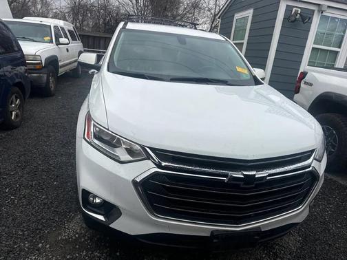 2021 Chevrolet Traverse LT Cloth