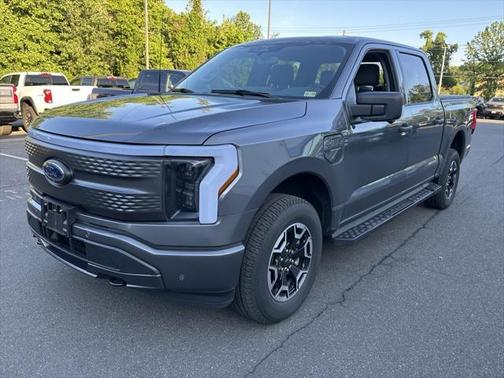 2023 Ford F-150 Lightning XLT