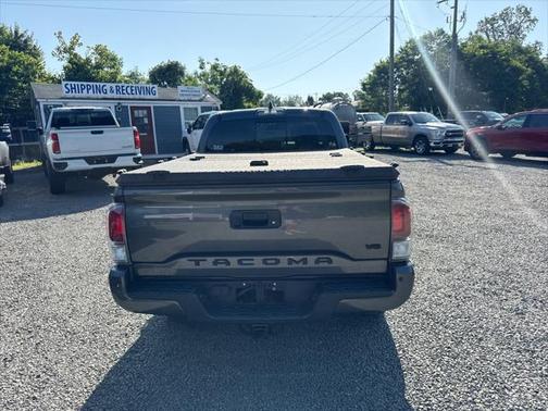 2022 Toyota Tacoma TRD Off Road