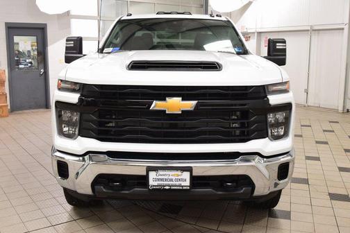 2025 Chevrolet Silverado 3500 WT