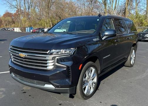 2023 Chevrolet Suburban 4WD High Country