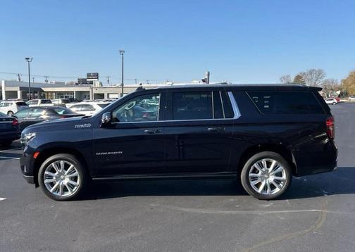 2023 Chevrolet Suburban 4WD High Country