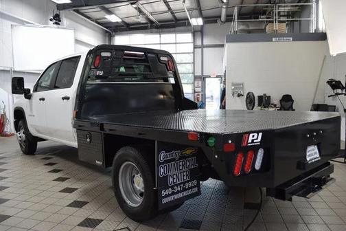 2025 Chevrolet Silverado 3500 WT