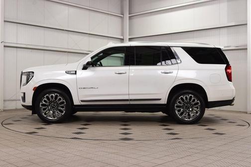 White Frost Tricoat 2024 GMC Yukon Denali Ultimate
