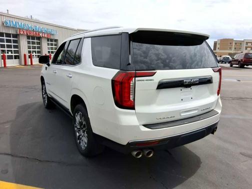 White Frost Tricoat 2024 GMC Yukon Denali Ultimate