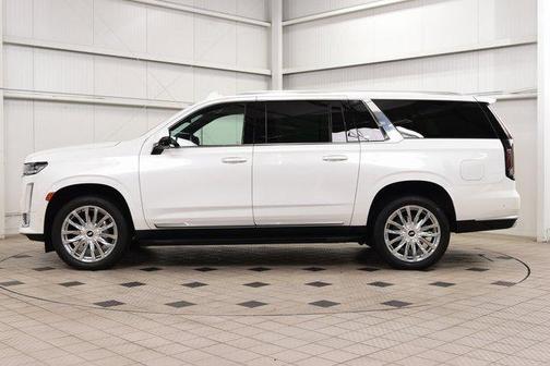 2023 Cadillac Escalade ESV Premium Luxury